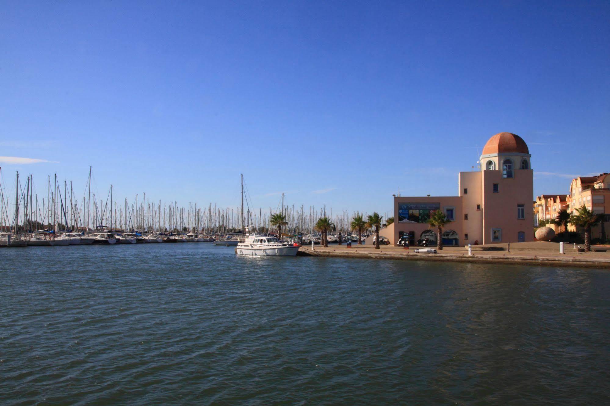 Camping Hameau Des Cannisses Gruissan Exterior photo