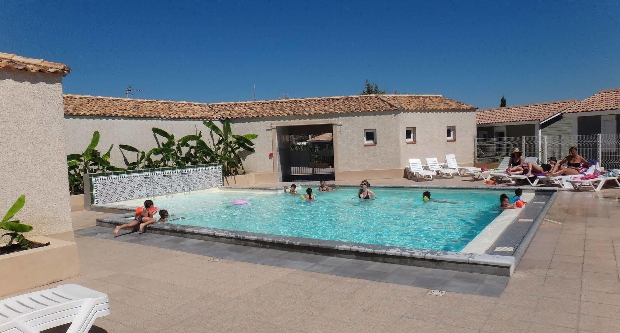 Camping Hameau Des Cannisses Gruissan Exterior photo